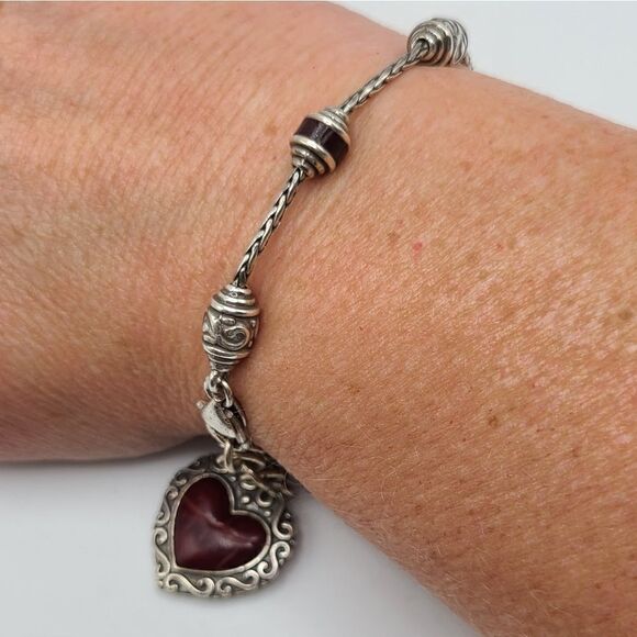 Brighton bracelet, burgundy leather heart charm, silvertone - Picture 4 of 6
